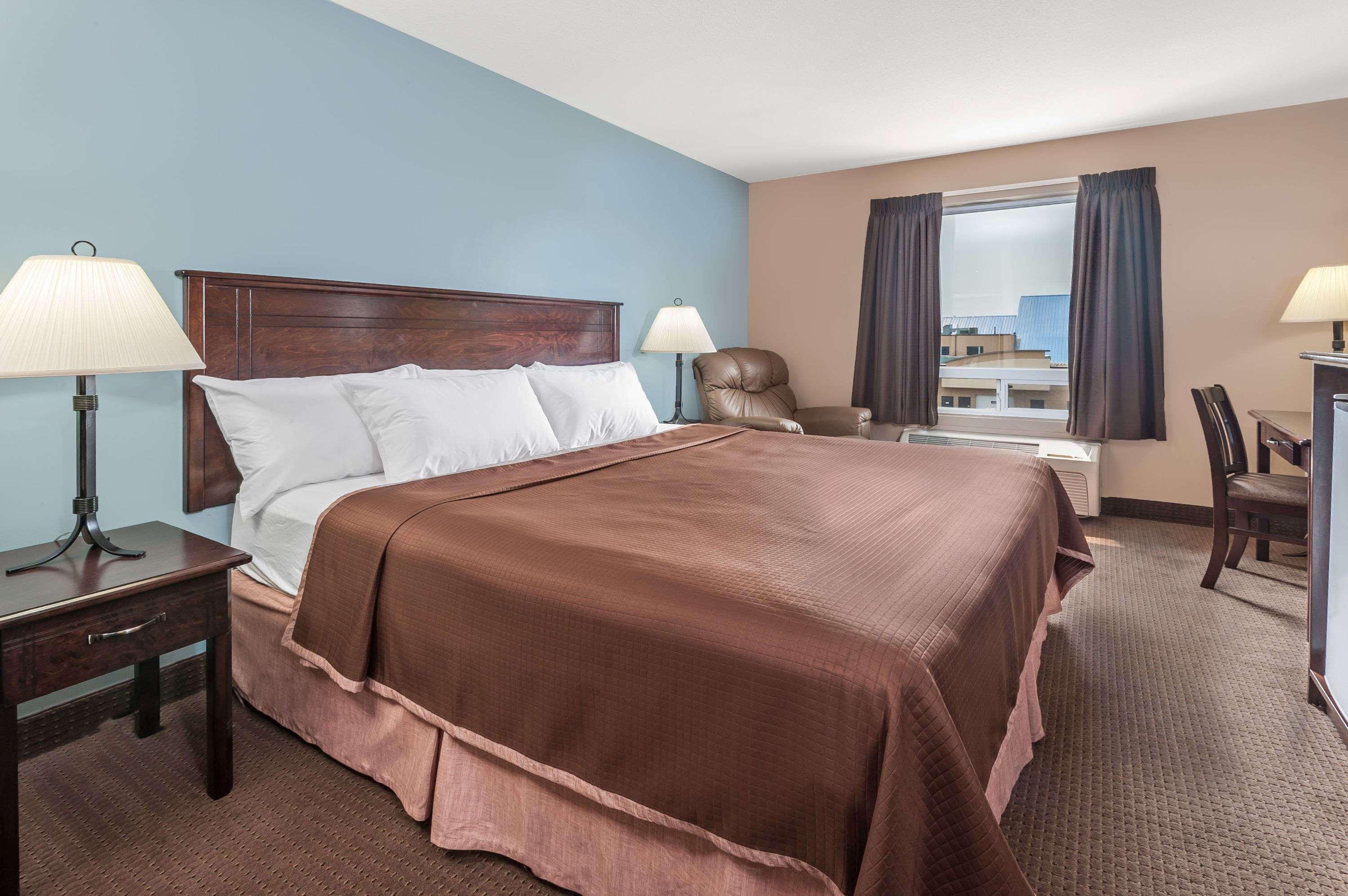 Super 8 By Wyndham Edmonton South Hotel Kültér fotó